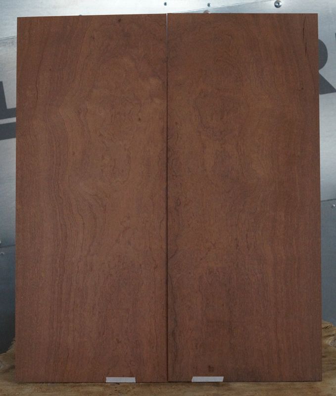 Aufleimer Sapeli Pommeliert 290822