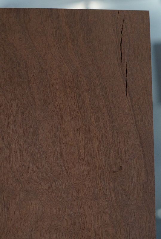 Aufleimer Sapeli Pommeliert 290822