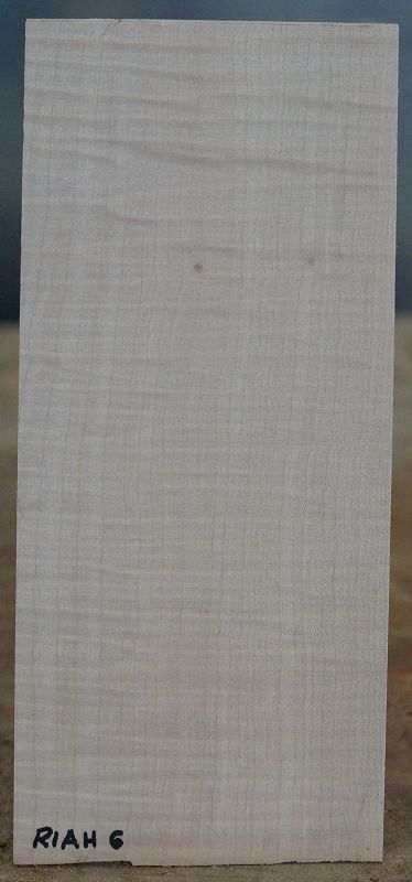 Kopfplatte Riegelahorn 6