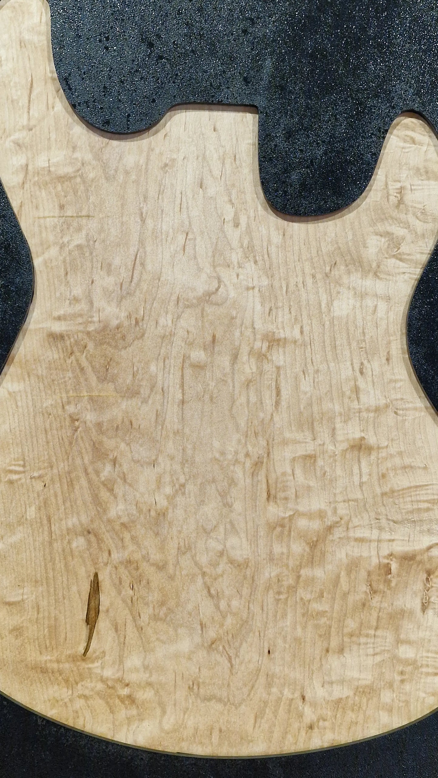 Aufleimer Quilted Hard Maple 040526