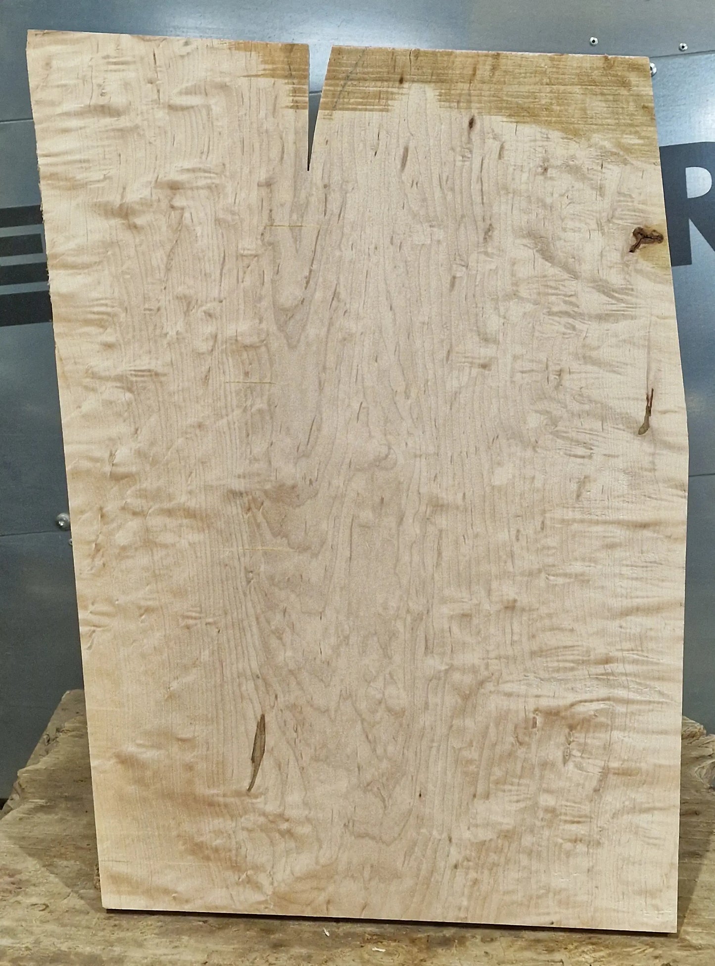 Aufleimer Quilted Hard Maple 040526