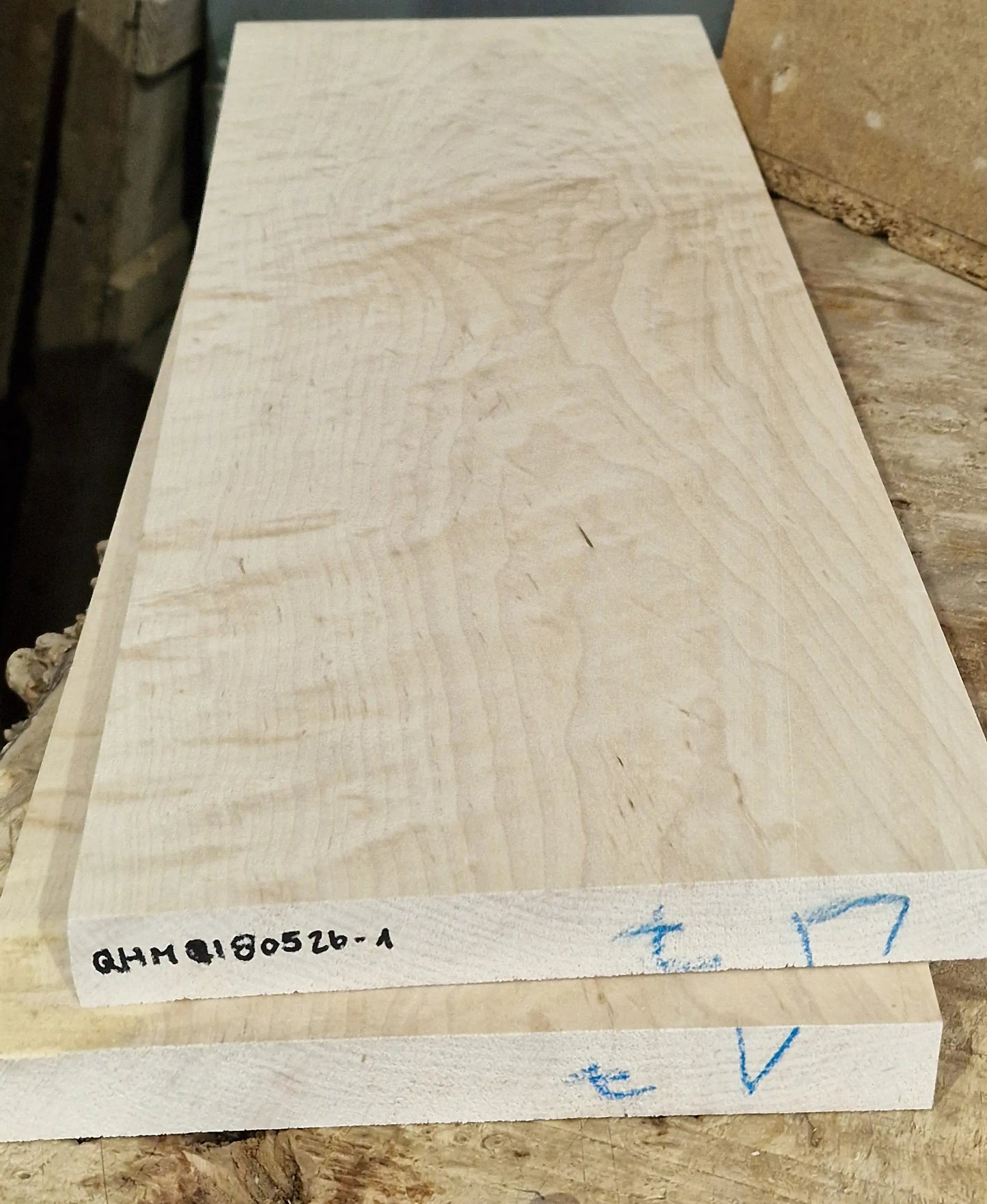 Aufleimer Quilted Hard Maple 180526-1