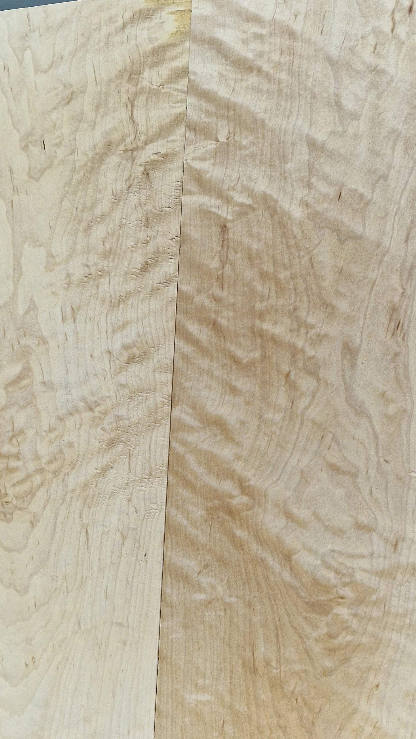 Aufleimer Quilted Hard Maple 180526-1
