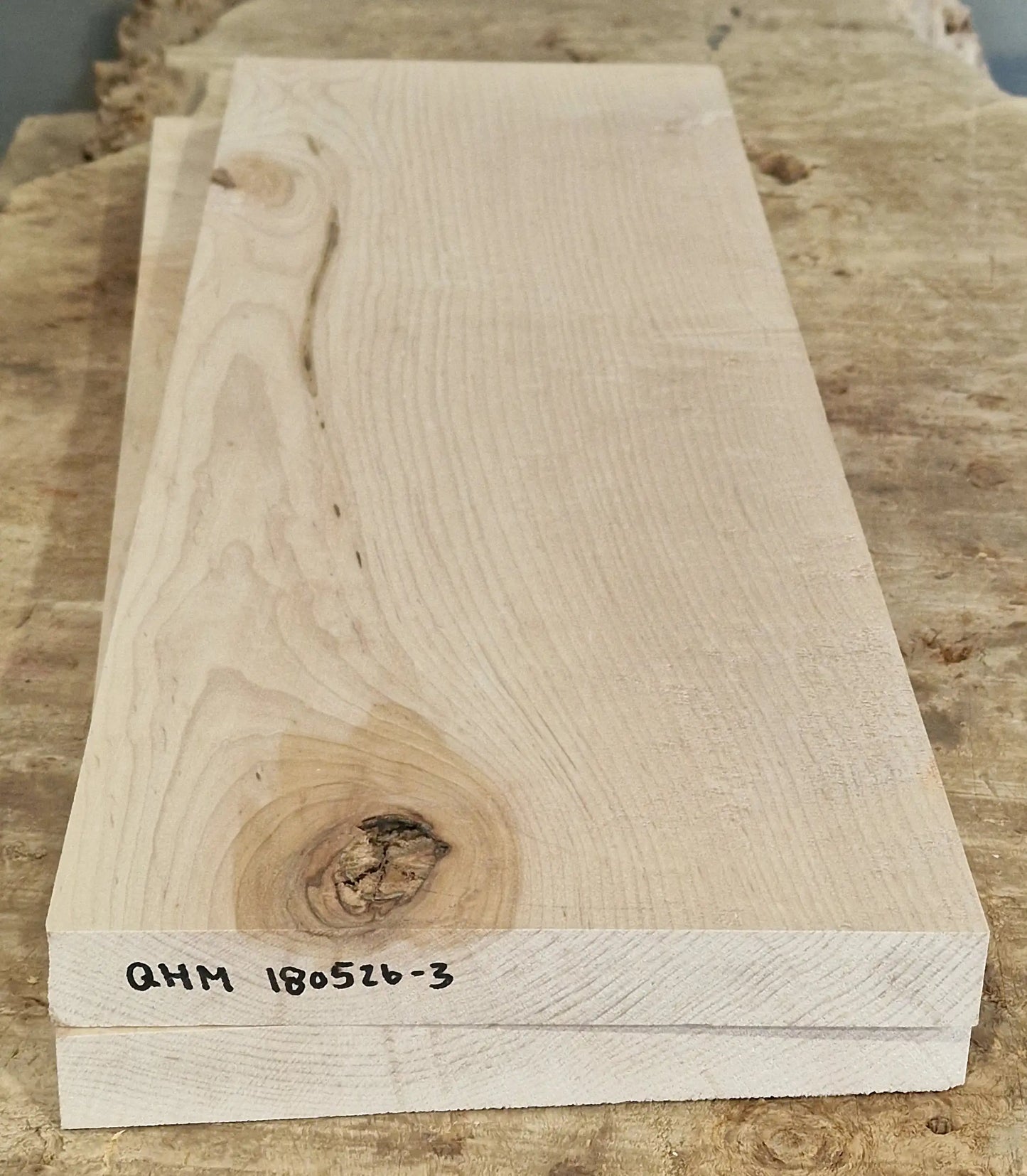 Aufleimer Quilted Hard Maple 180526-3