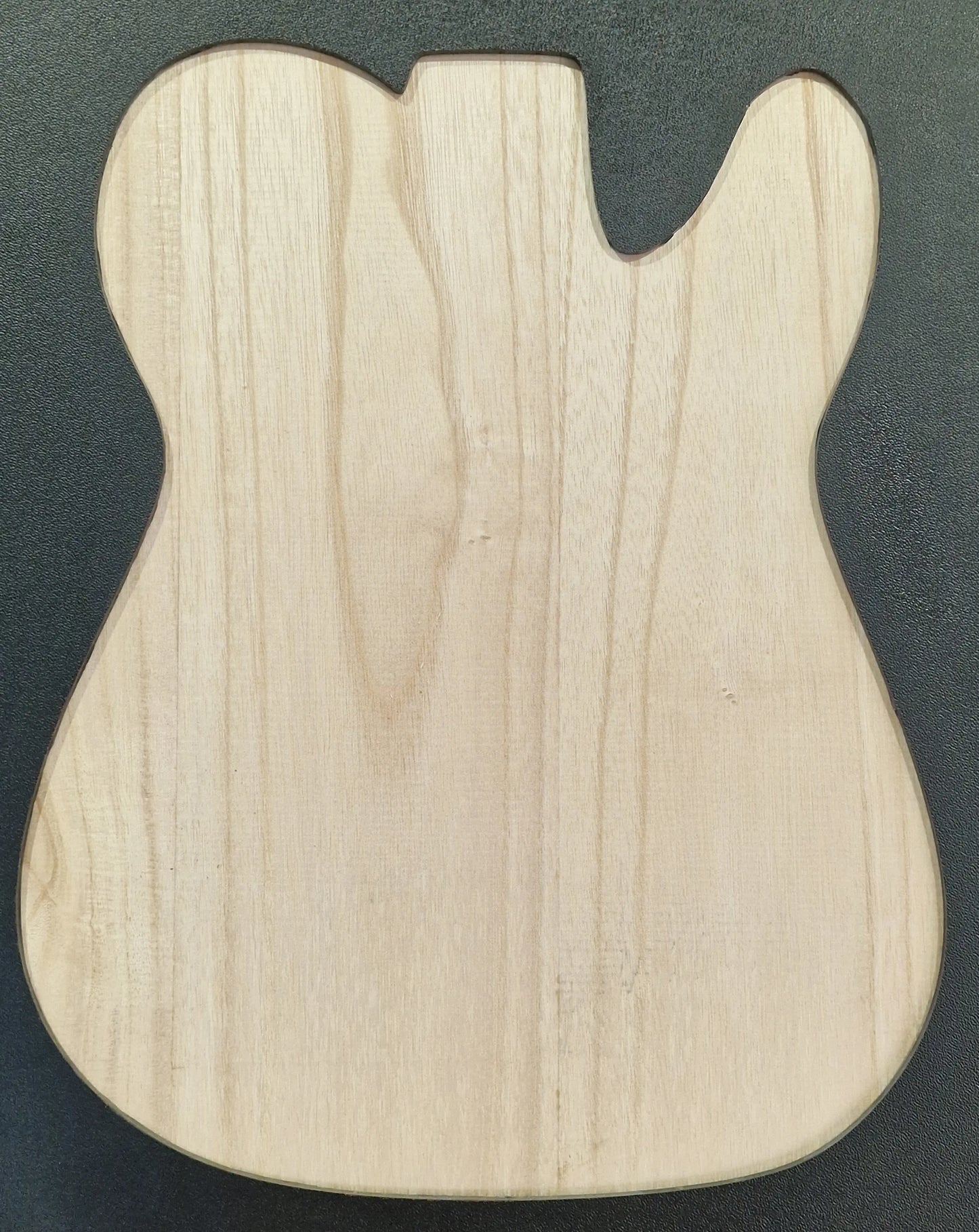 Bodyrohling Paulownia 290825 B-Ware