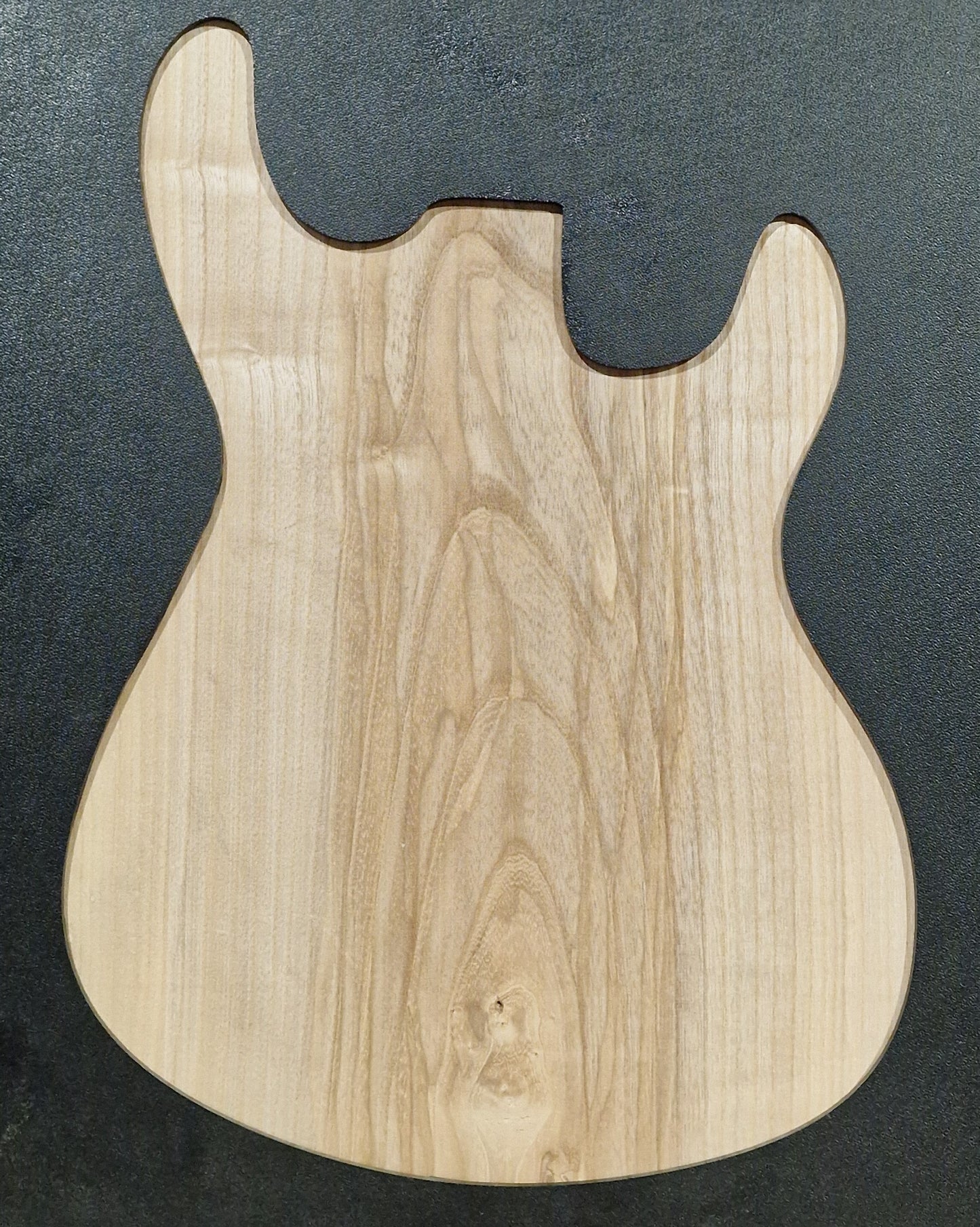 Bodyrohling Esche 180826