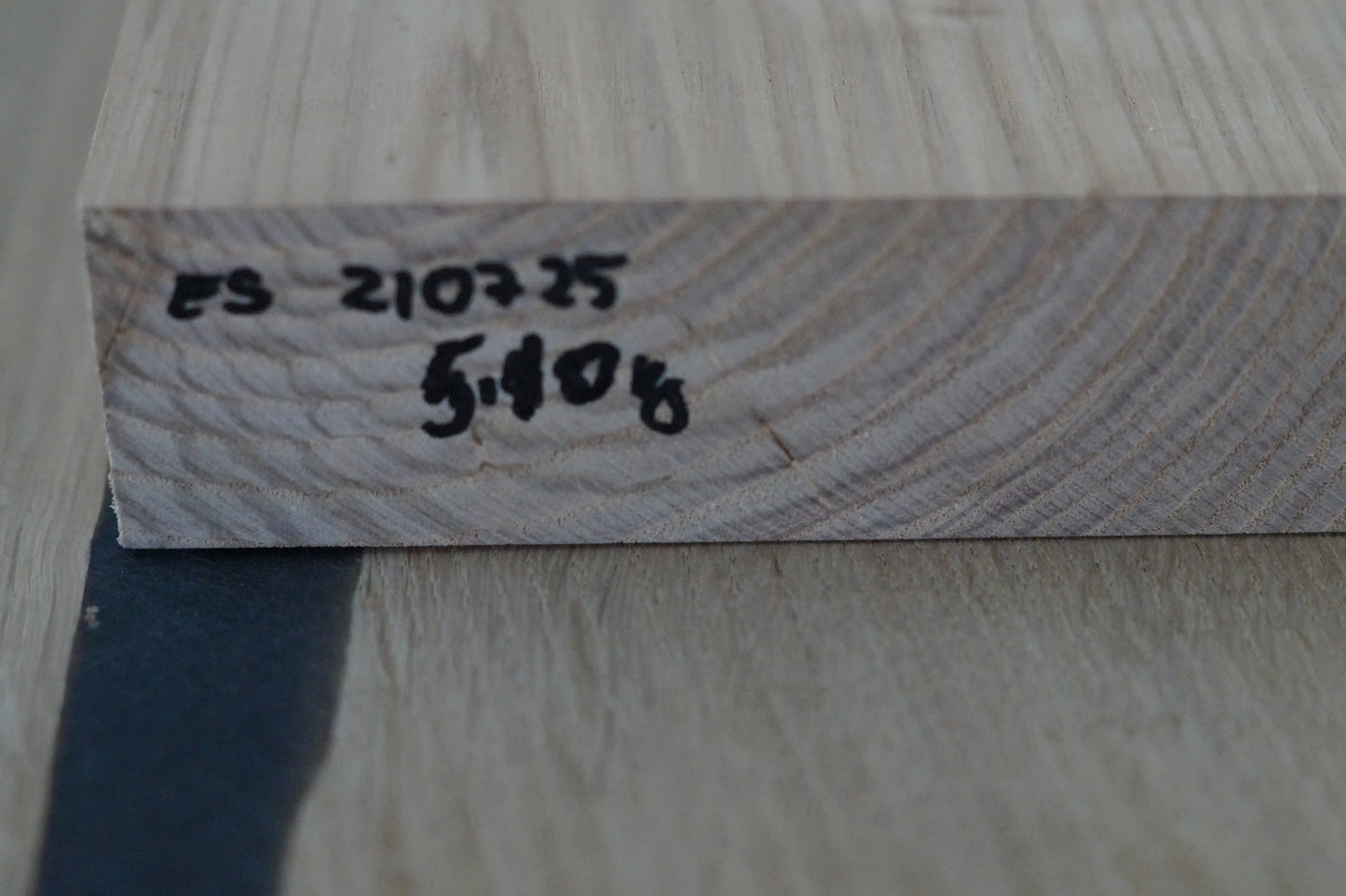 Bodyrohling Esche 210725