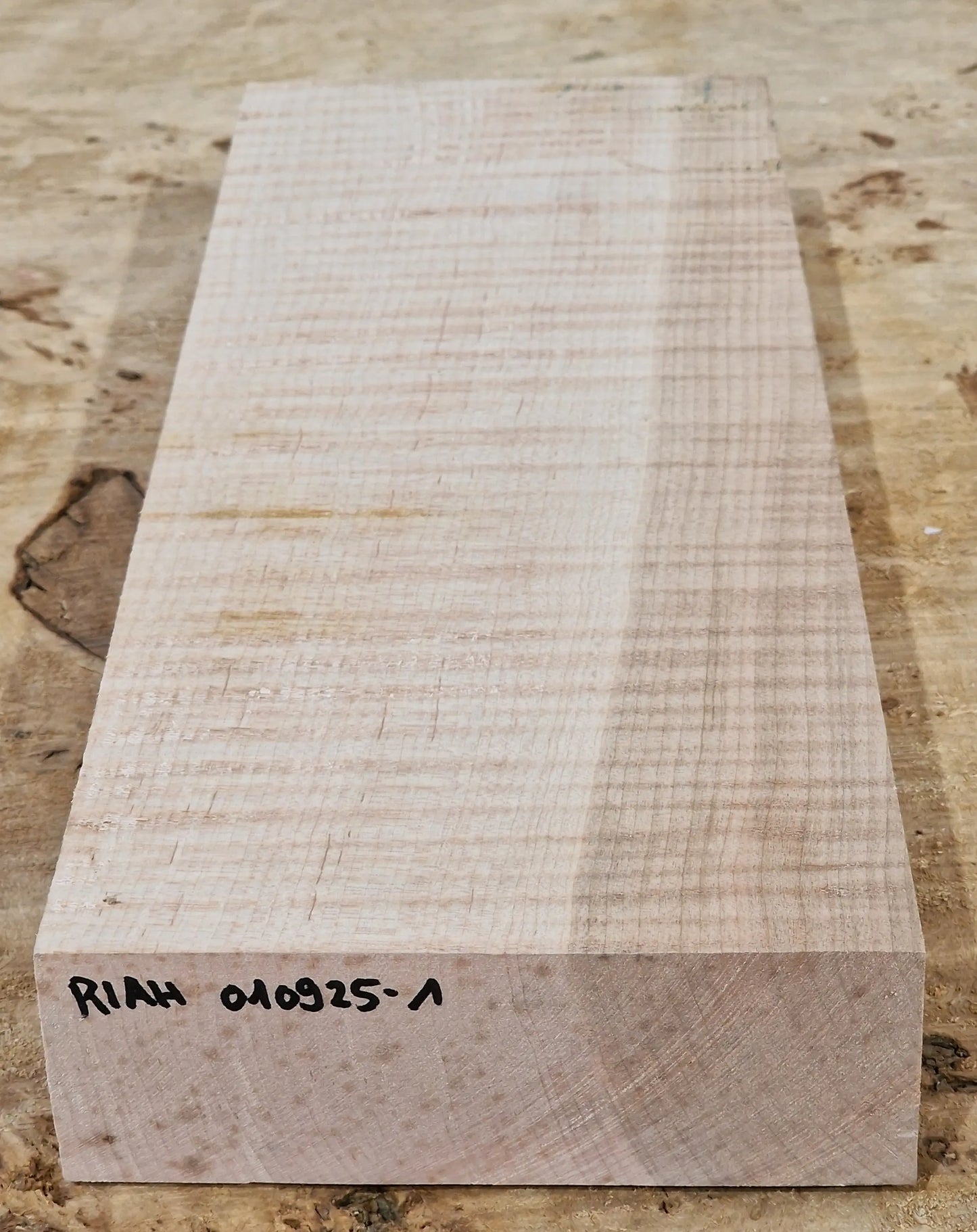 Drechselholz Riegelahorn 010925-1