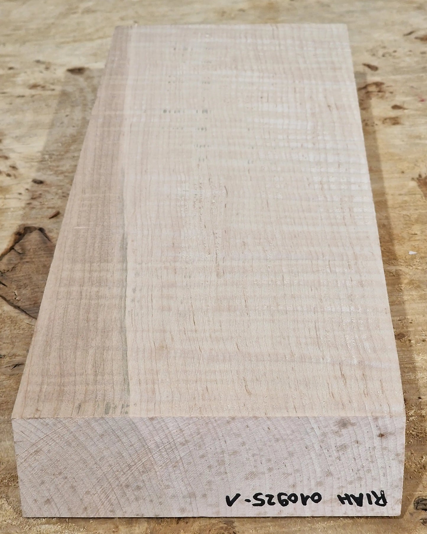 Drechselholz Riegelahorn 010925-1