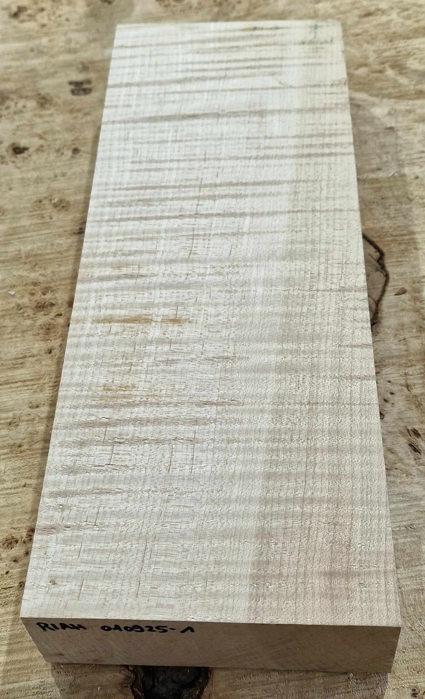 Drechselholz Riegelahorn 010925-1