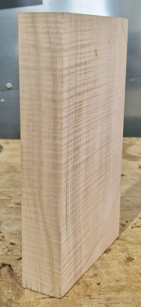 Drechselholz Riegelahorn 010925-2