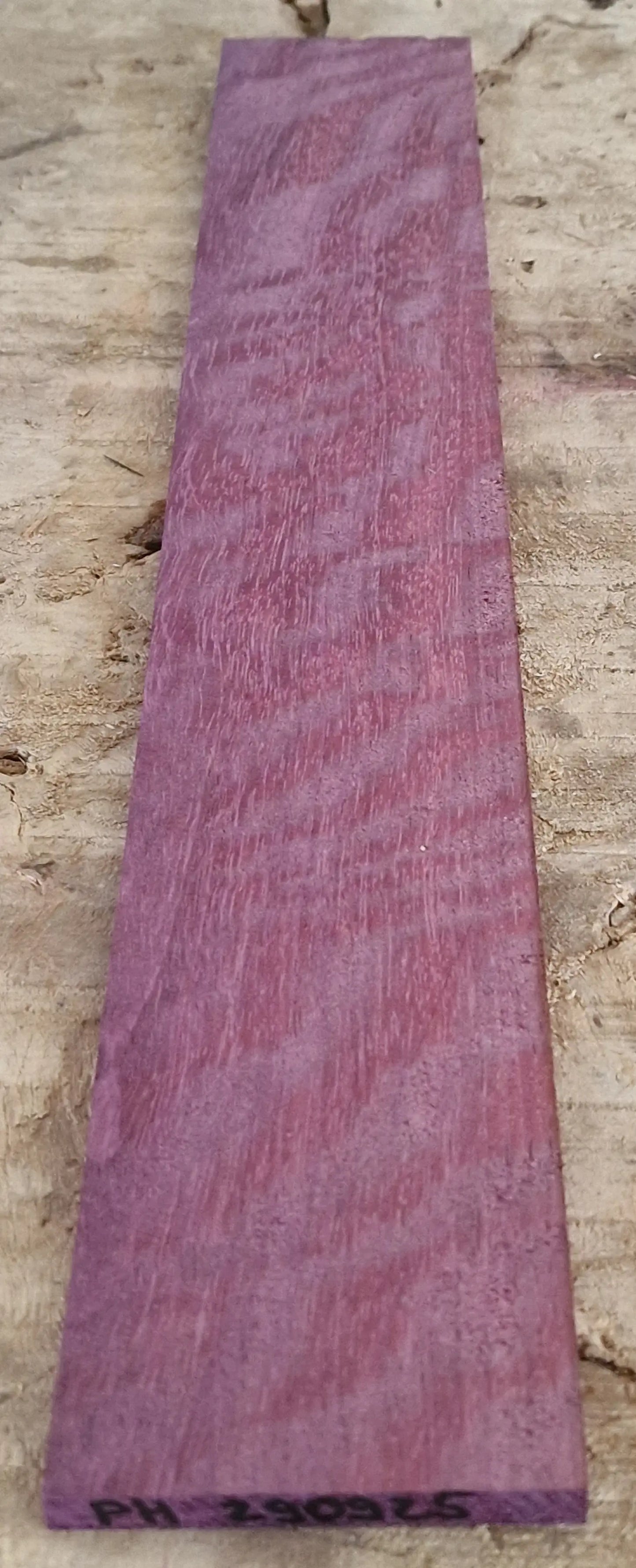 Griffbrett Purple Heart 290925