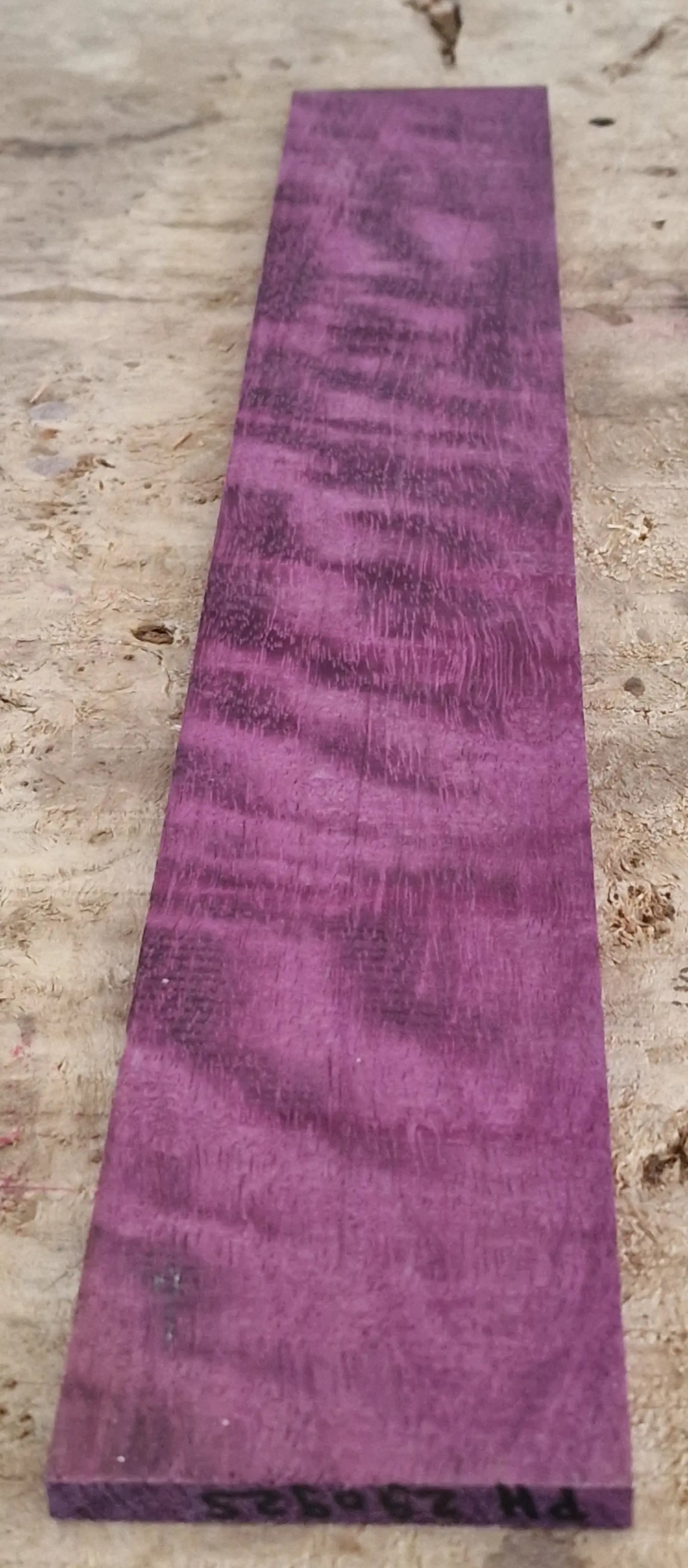 Griffbrett Purple Heart 290925