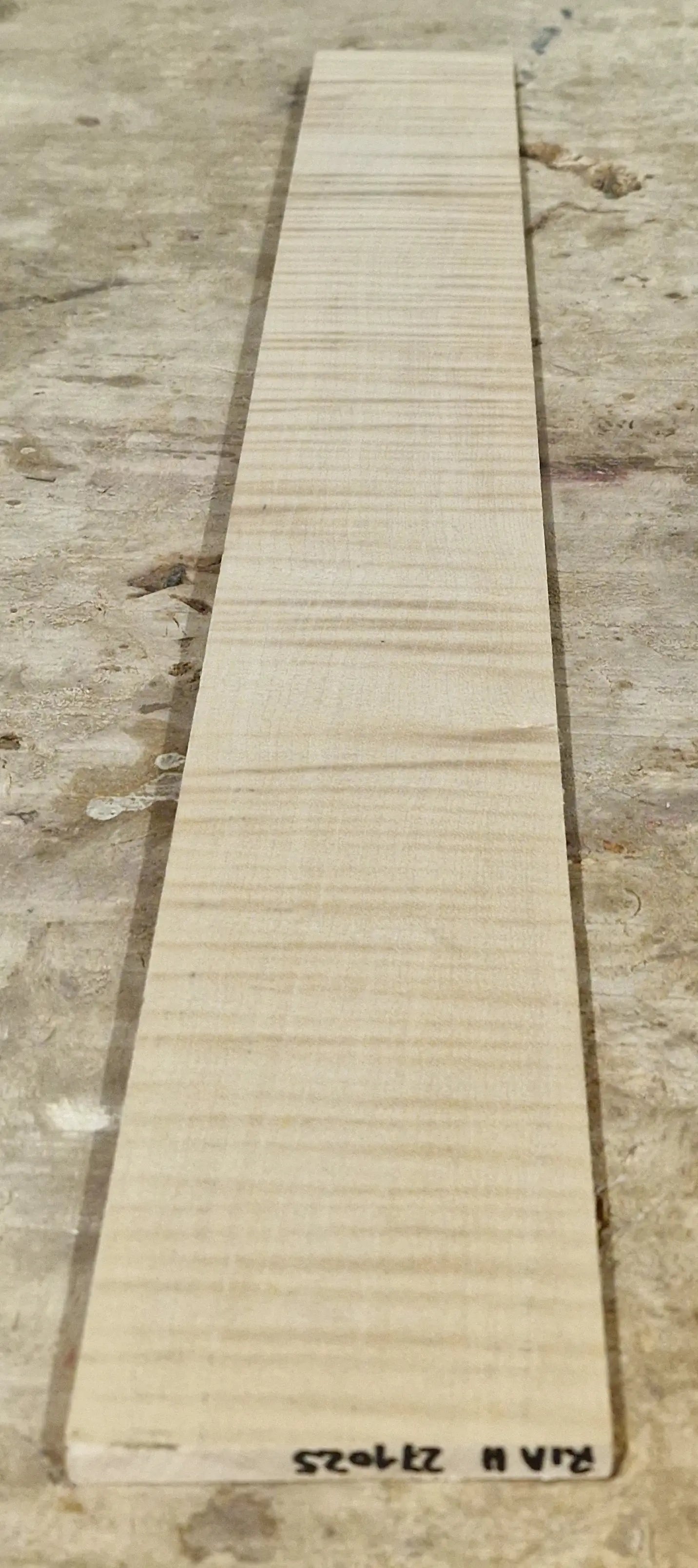 Griffbrett Riegelahorn 271025