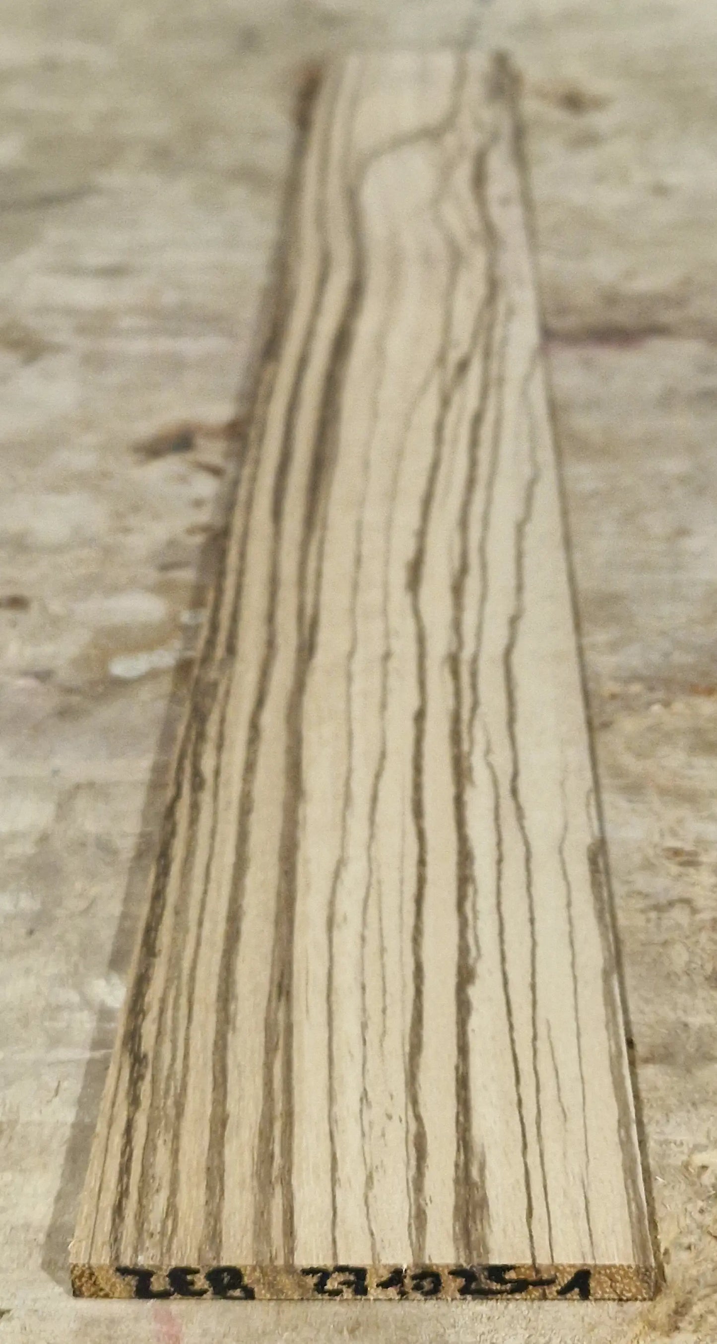 Griffbrett Zebrano 271025-1